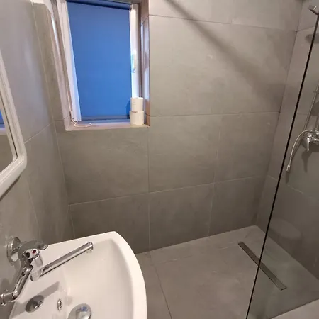 Vakantieboerderij Info - Noclegi, Z Basenem Krzyze