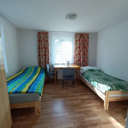 Info - Noclegi, Z Basenem Farm stay