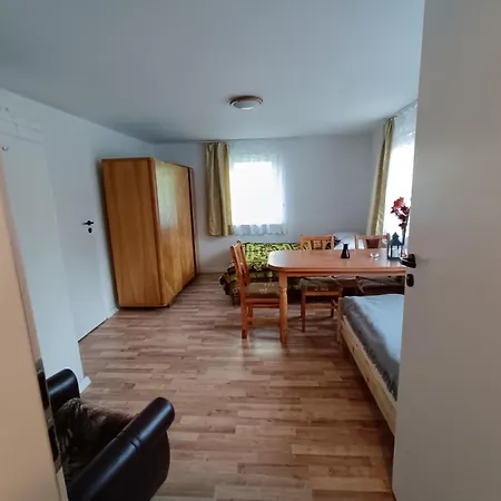 Vakantieboerderij Info - Noclegi, Z Basenem *