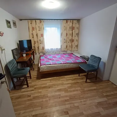 Info - Noclegi, Z Basenem Vakantieboerderij