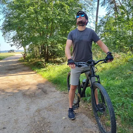 Info - Noclegi, Z Basenem Krzyze