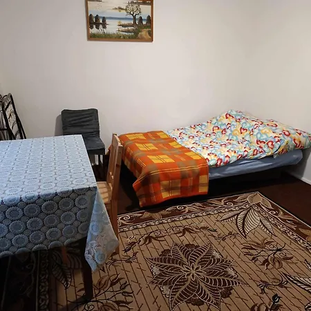 Info - Noclegi, Z Basenem Vakantieboerderij Krzyze
